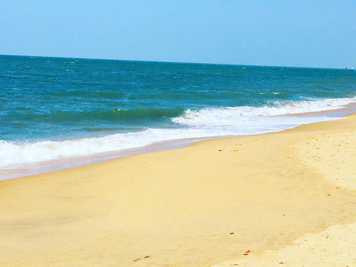Grace Beach Resort By Travel Corners Negombo Esterno foto