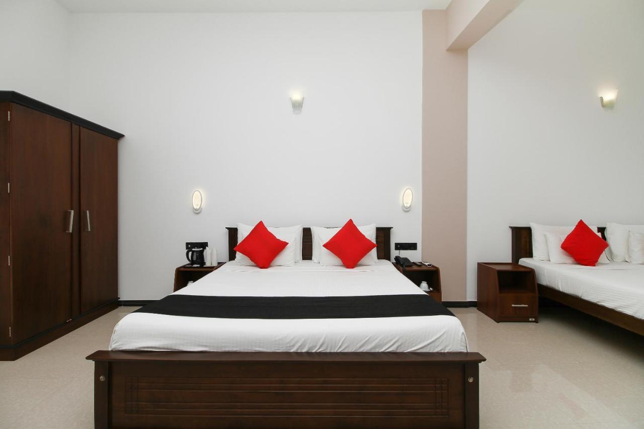 Grace Beach Resort By Travel Corners Negombo Esterno foto