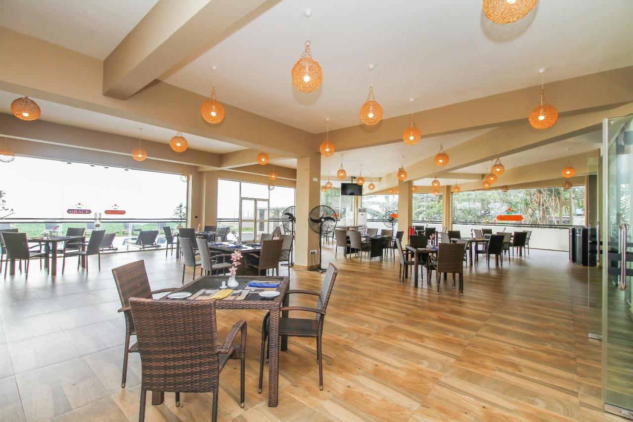 Grace Beach Resort By Travel Corners Negombo Esterno foto