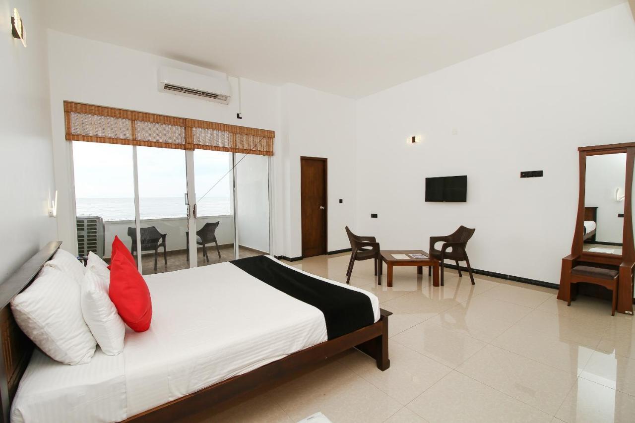 Grace Beach Resort By Travel Corners Negombo Esterno foto